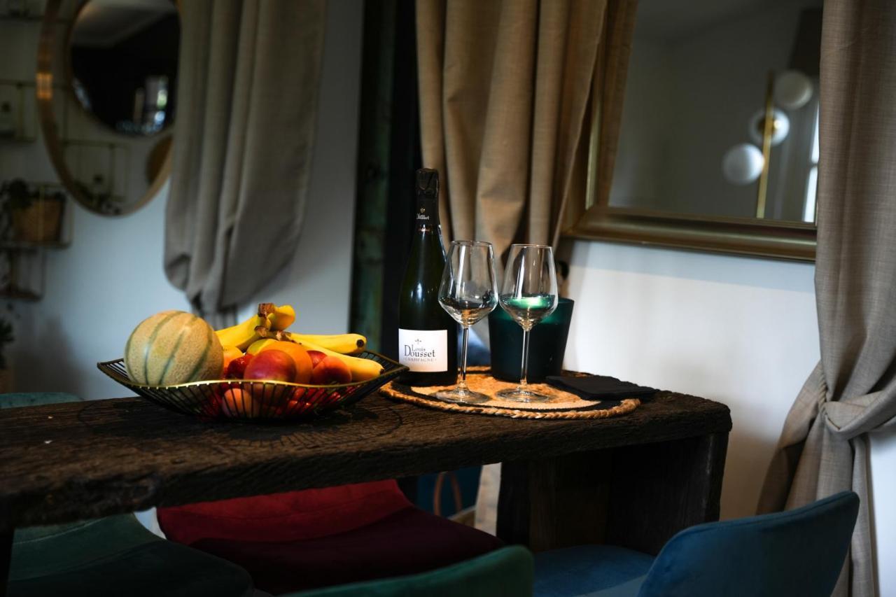 Cottage, Lodge & Spa Prouilly Eksteriør billede